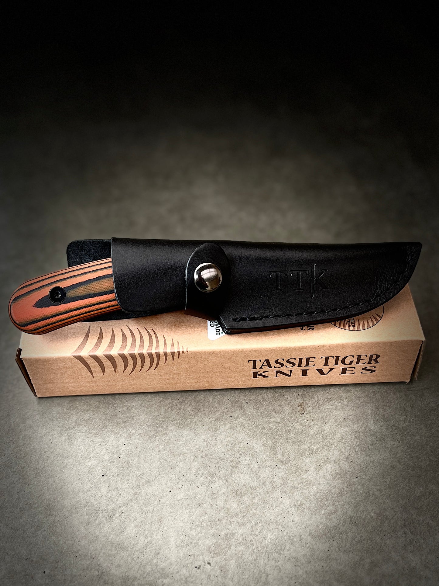 Australian Made Fixed Blade Skinning Knife – Orange Handle