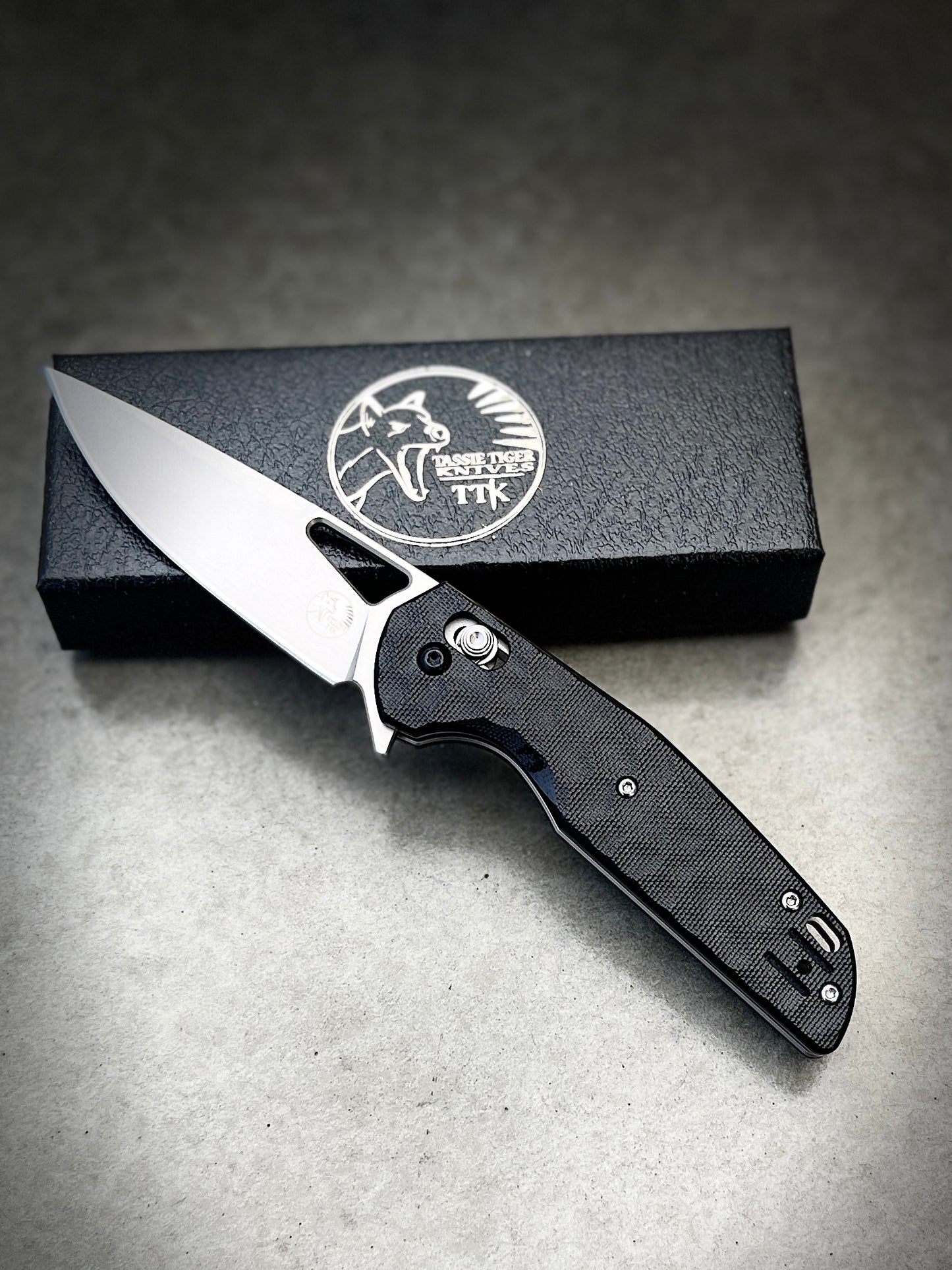 TTKAXISB Folding Pocket Knife