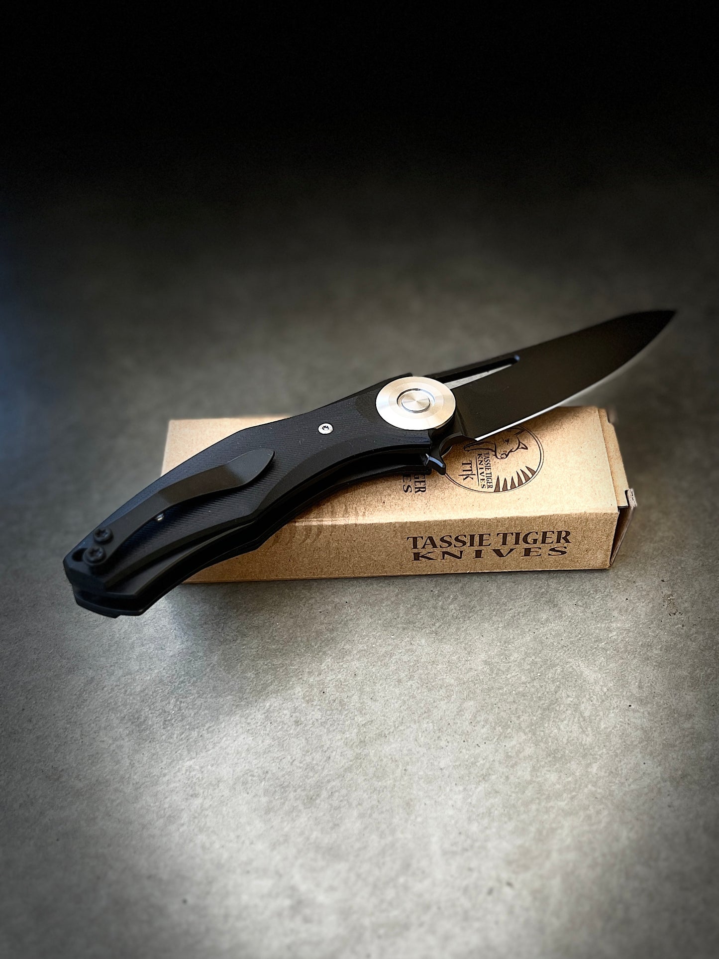 Pocket knife Black G10 Handle, Black 90mm Blade